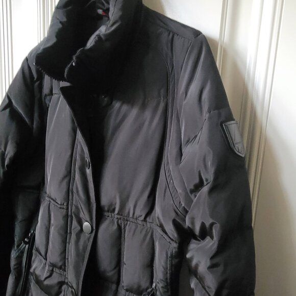 Atelier Noir Down Coat - Picture 2 of 15